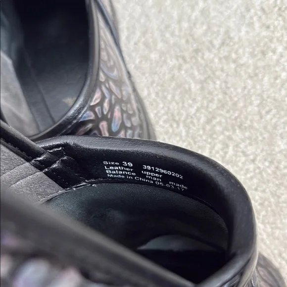 Dansko Clogs - Picture 7 of 7